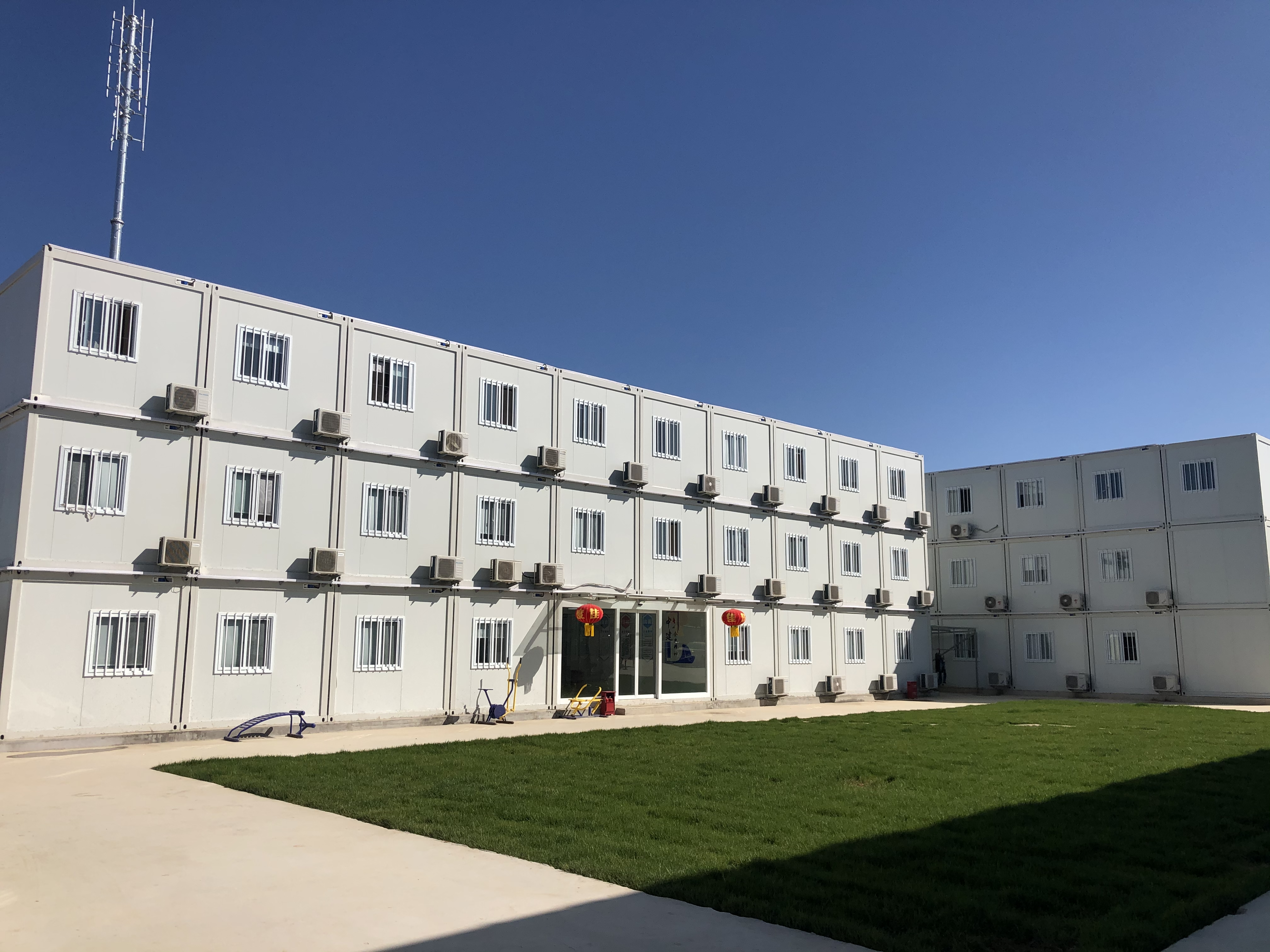 How Prefab Office Buildings Can Reduce Construction Time and Costs
