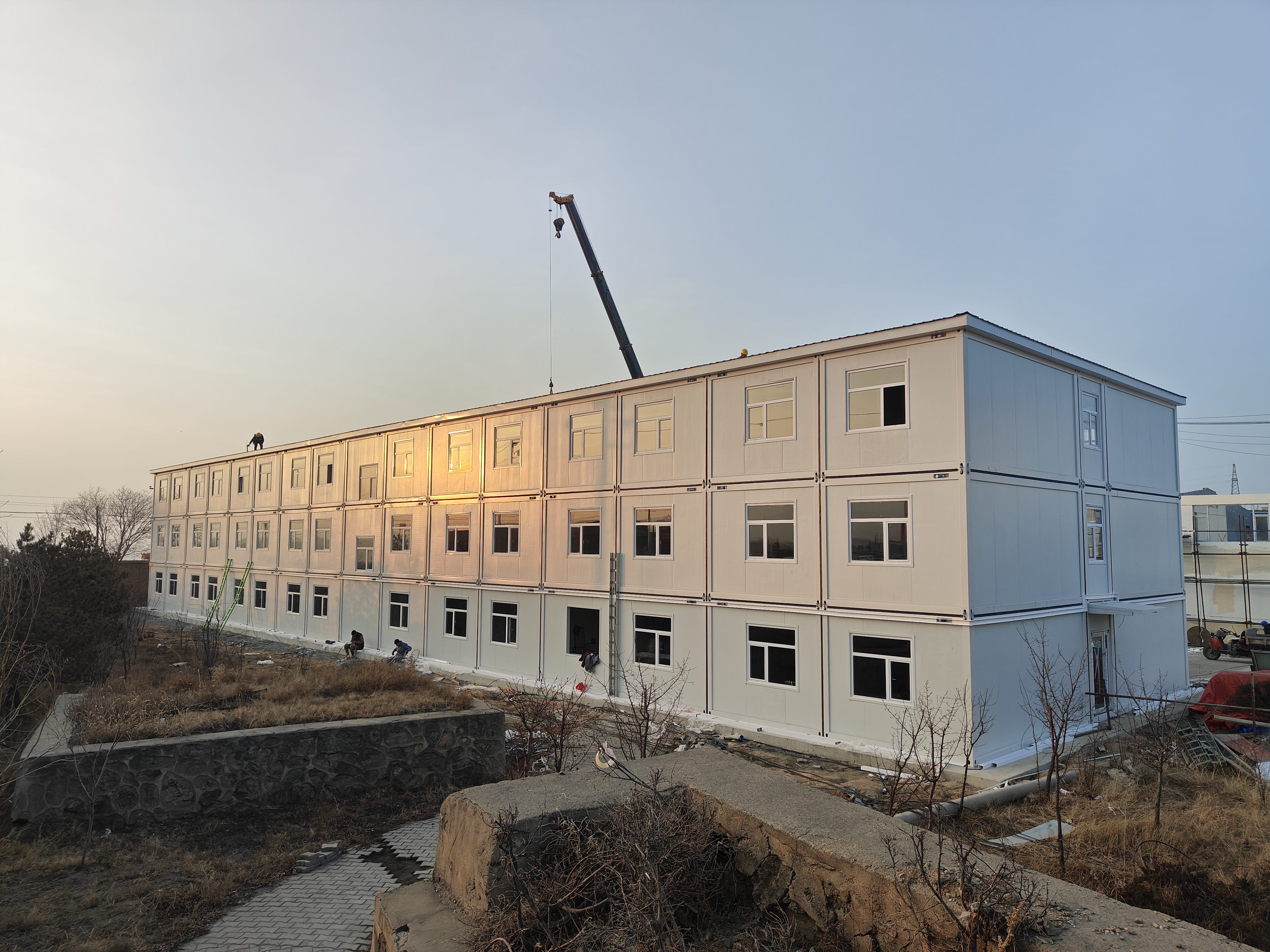 What Are the Key Features of Top-Notch Mine Accommodation Facilities?
