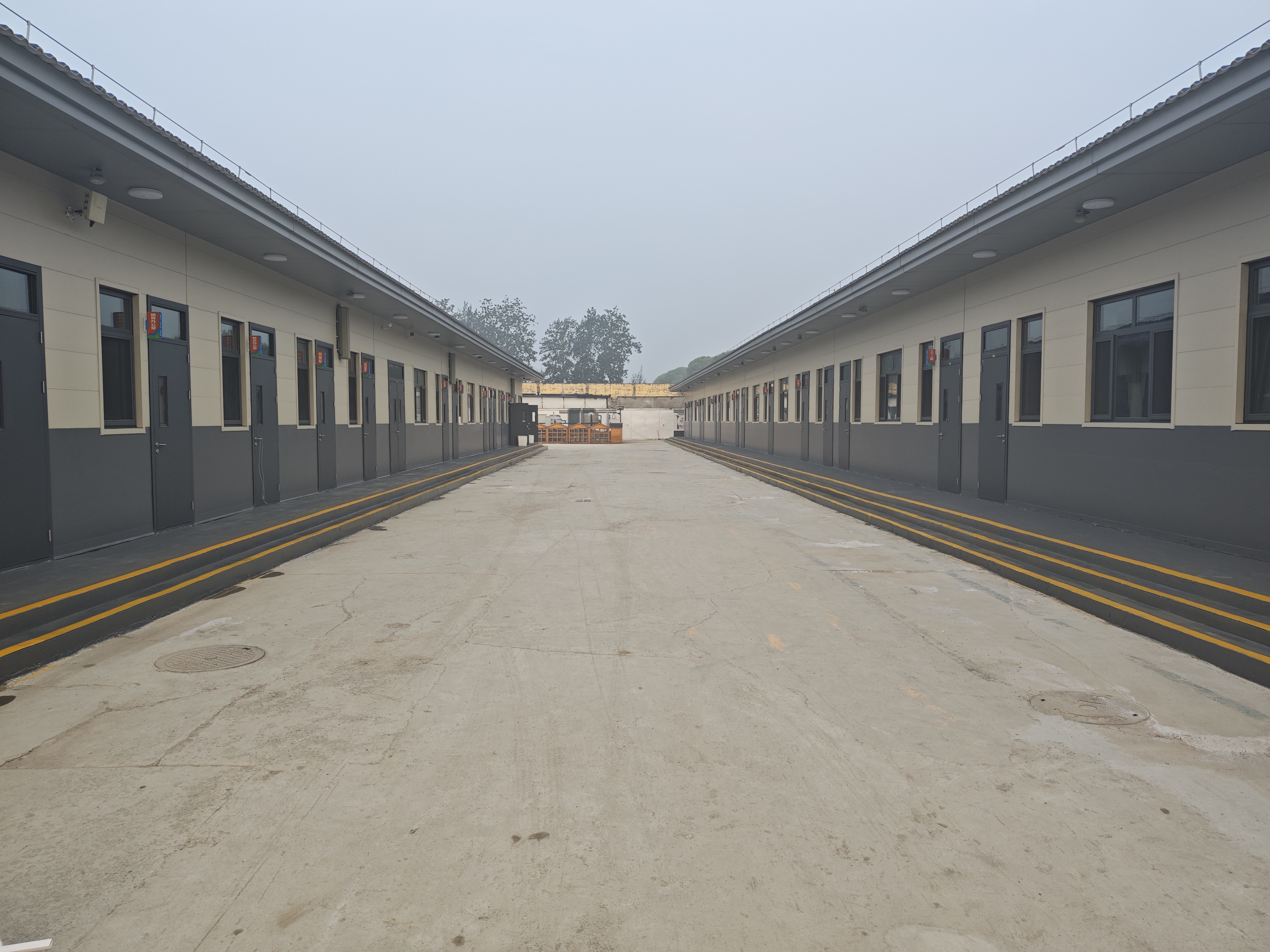 What Are the Top Features of Modern Prefabricated School Designs?