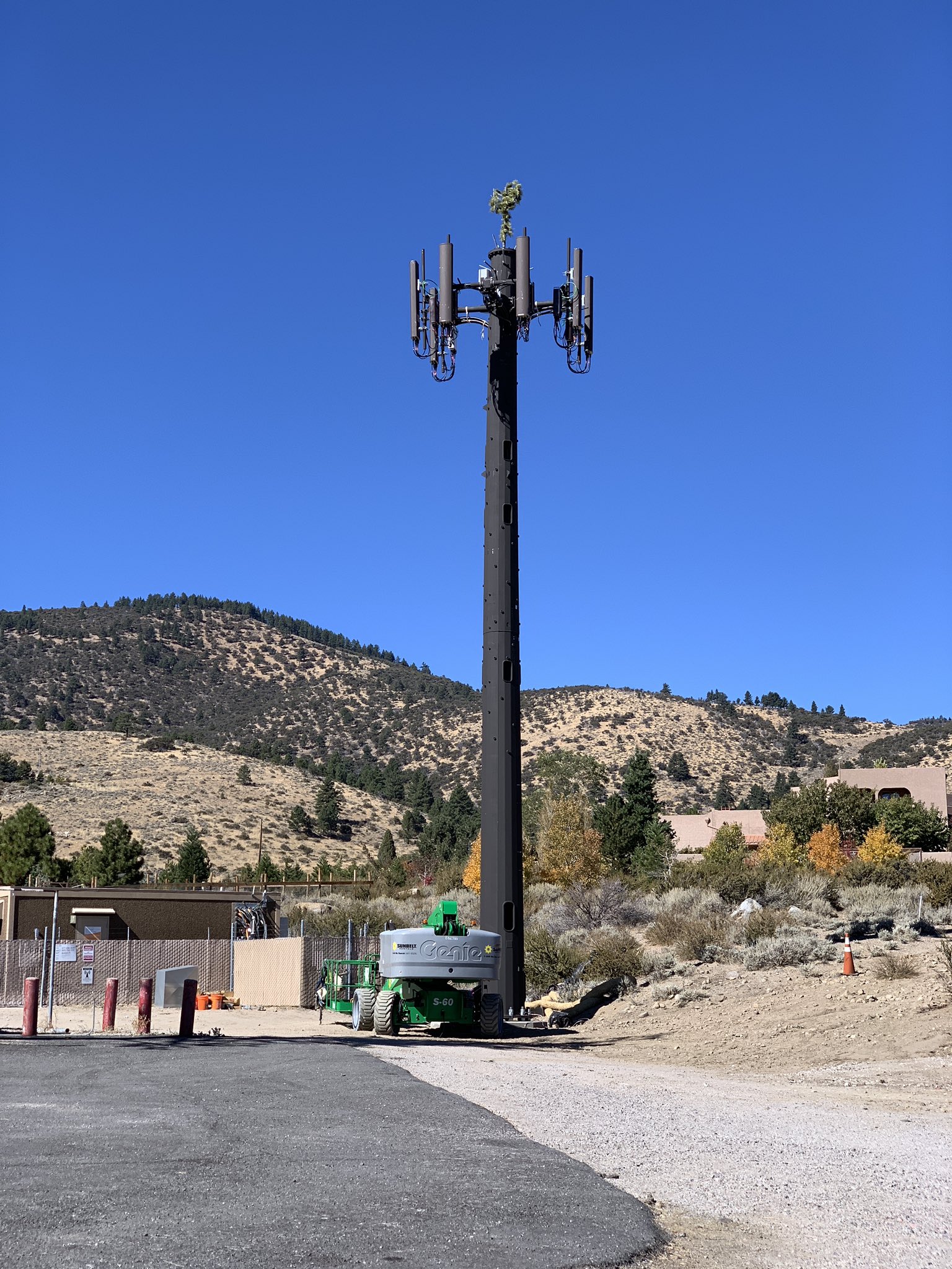 How Do You Select the Optimal Height and Configuration for Your Antenna Tower Installation?