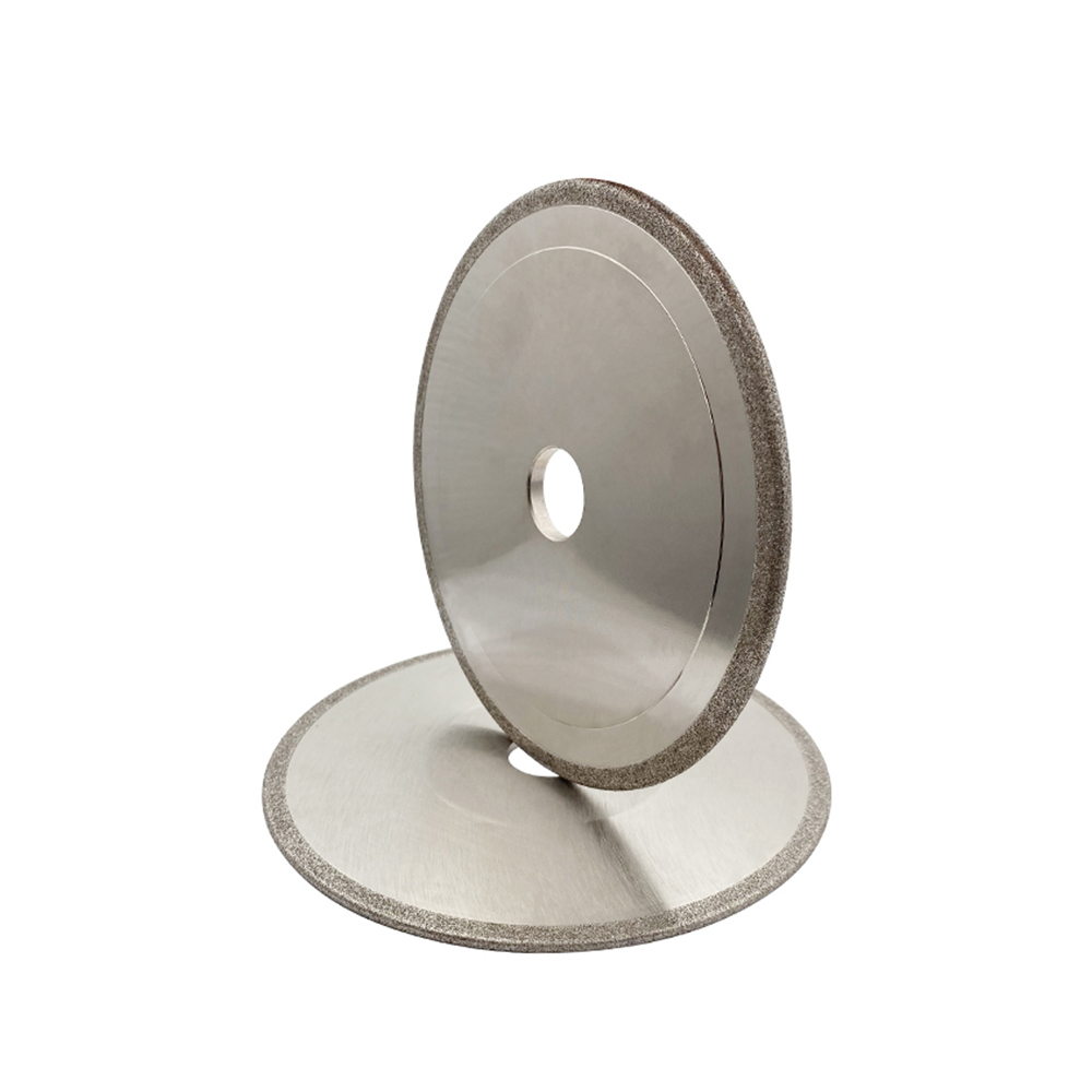 Efficiently sharpen chainsaw teeth with the perfect grinding wheel