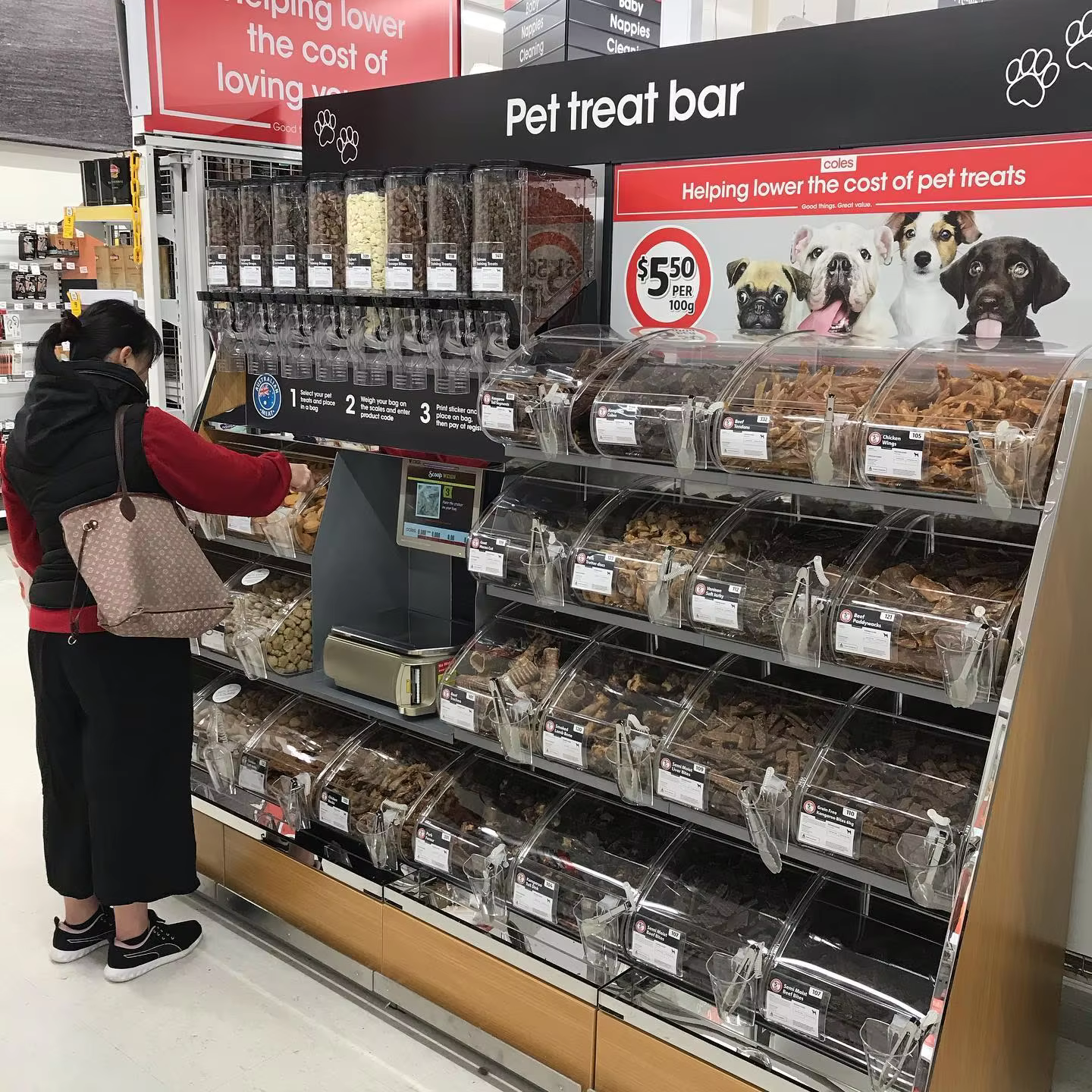 Customized Pet Dog Treats Wood Display Stand Cardboard Display Racks for Pet Store Retail factory