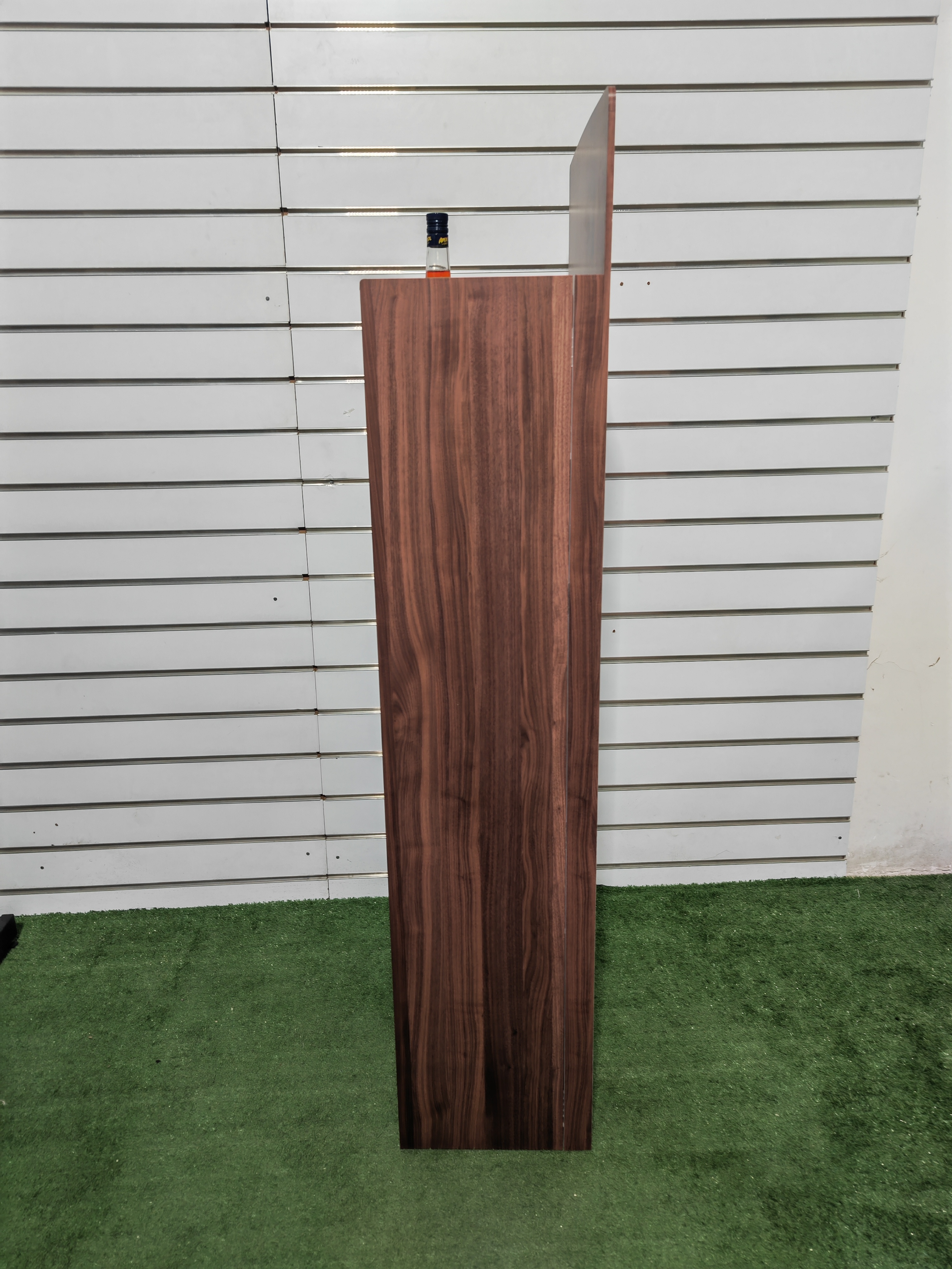 Apache Modern Foldable Wooden Display Rack Durable Whiskey Bottle Showcase for Supermarket Floor Display Stand details