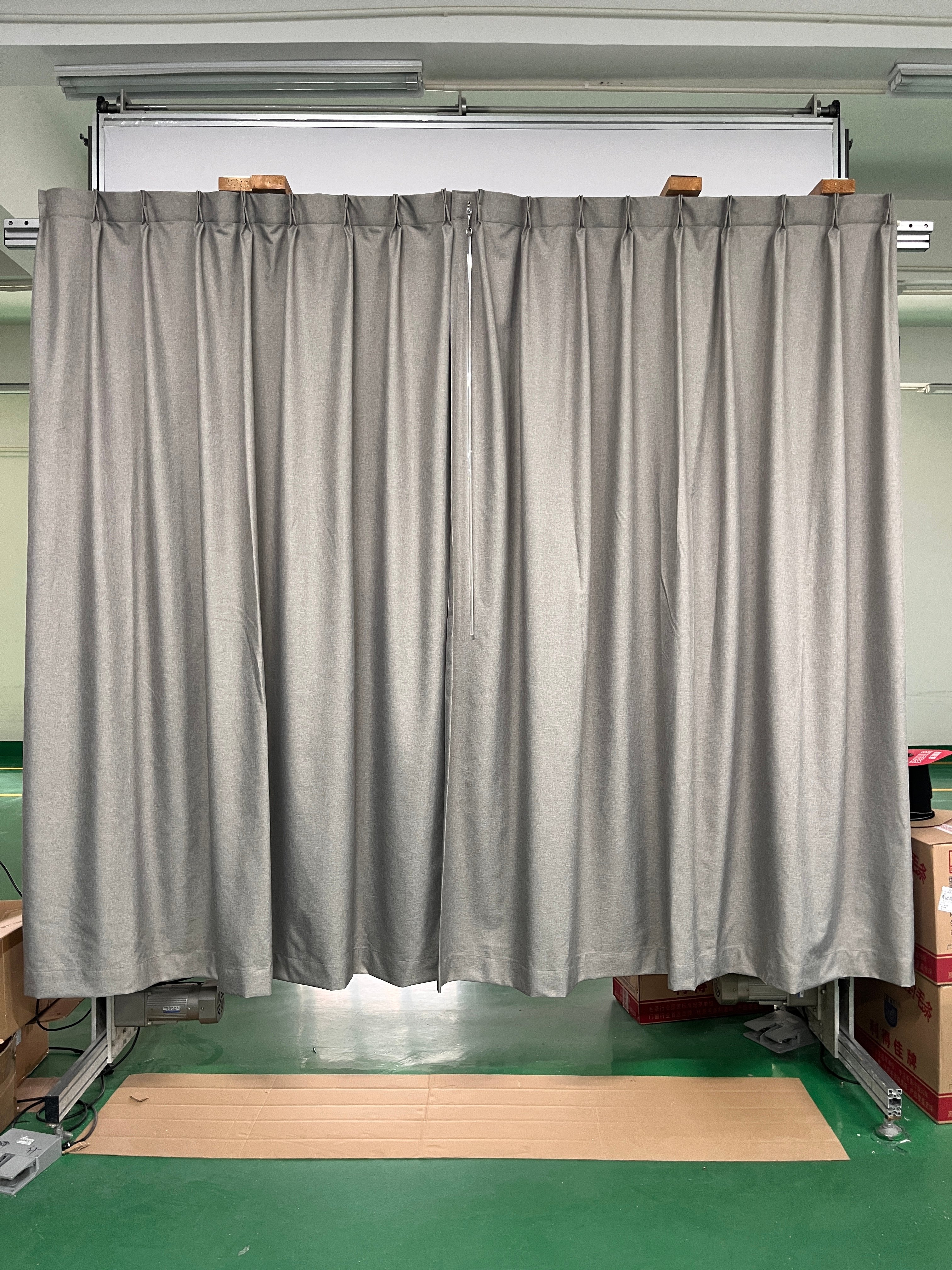 Curtain