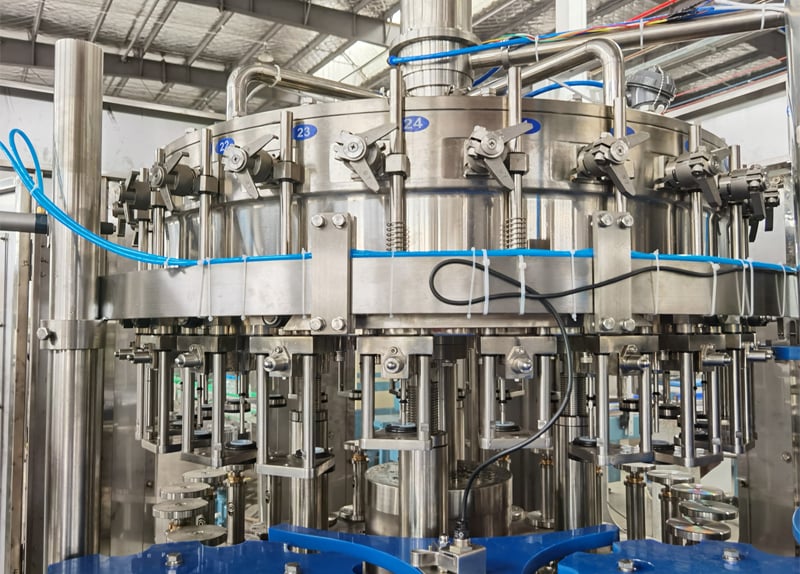 Automatic Carbonated Liquor Soft Drinks Energy Drinks Filling Capping Machine