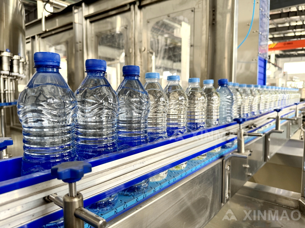 Машина за пуњење боца за воду: Идеална за послове који поново користе стаклене боце