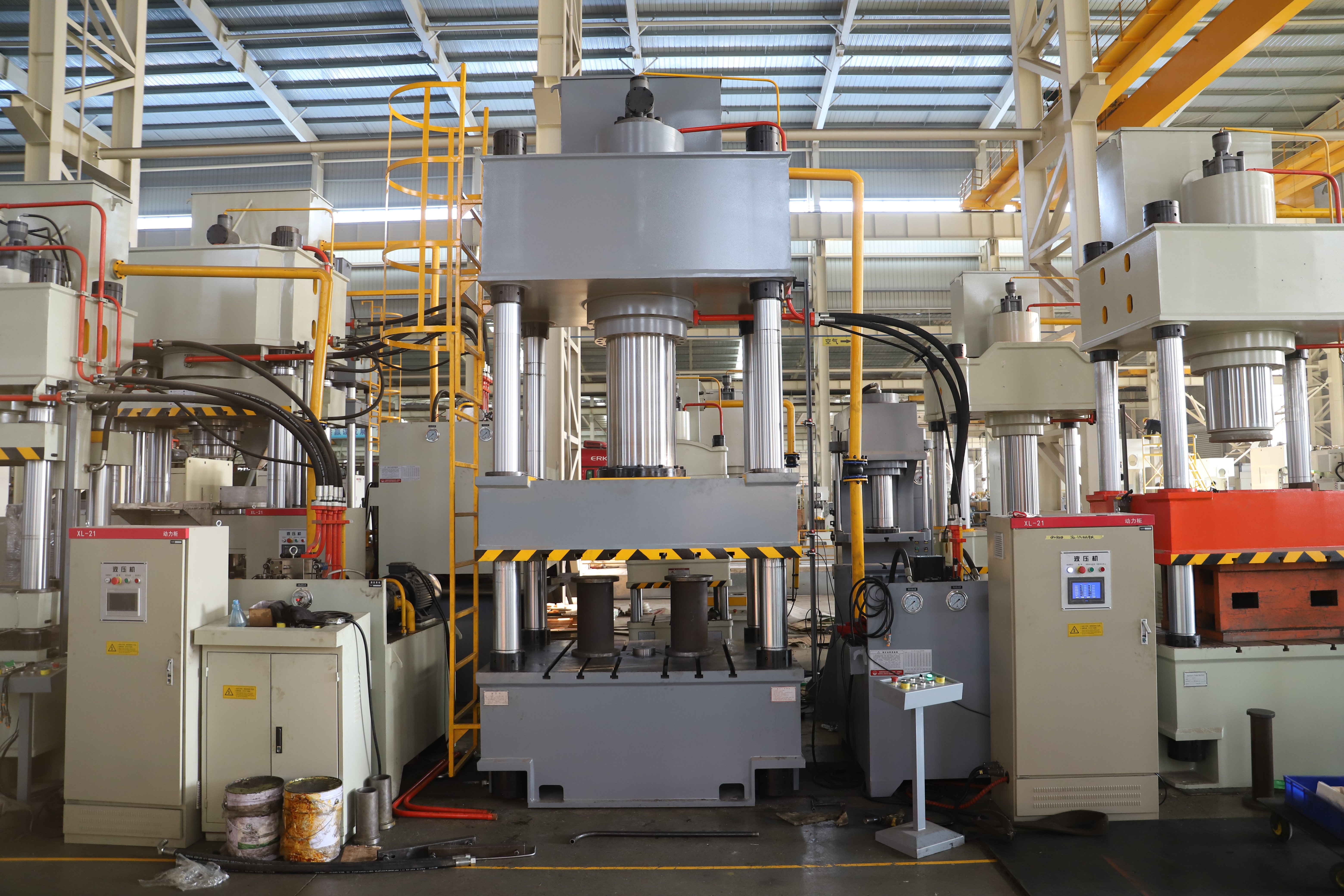 Efficient and reliable steel water tank stamping through hydraulic technology
