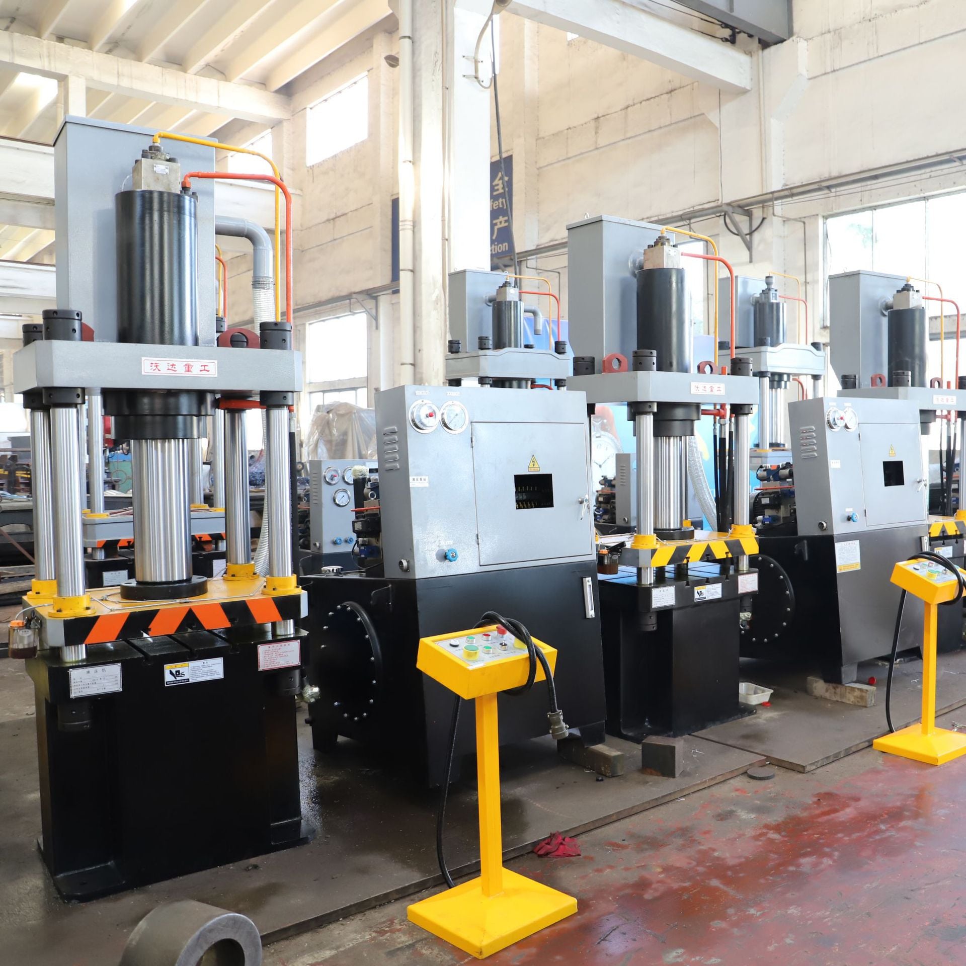 Get More Done with the Multifunctional 120 Ton Hydraulic Press