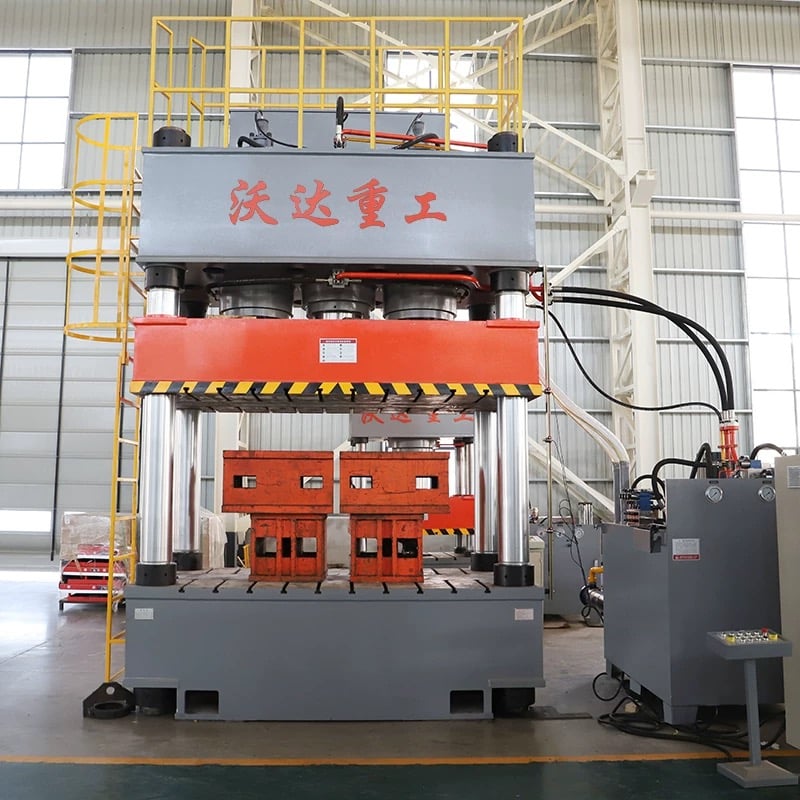 The 1000 Ton Hydraulic Press in Action