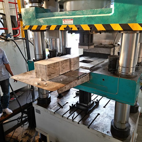 How Hydraulic Pressing Machines Deliver High-Quality Results