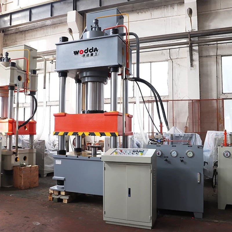 Streamlined Manufacturing Processes with the Four Column Hydraulic Press