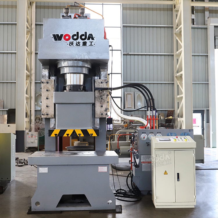 Superior punching power for hard-wearing metals.