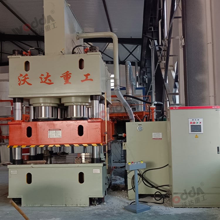 State-of-the-art machinery for high-performance steel doors