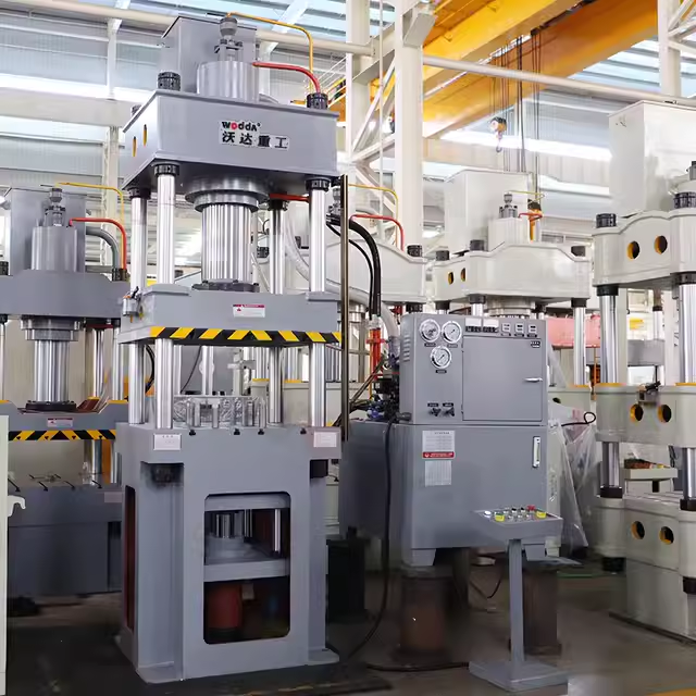 Innovatives Metallformen mit hydraulischer Tiefziehtechnologie