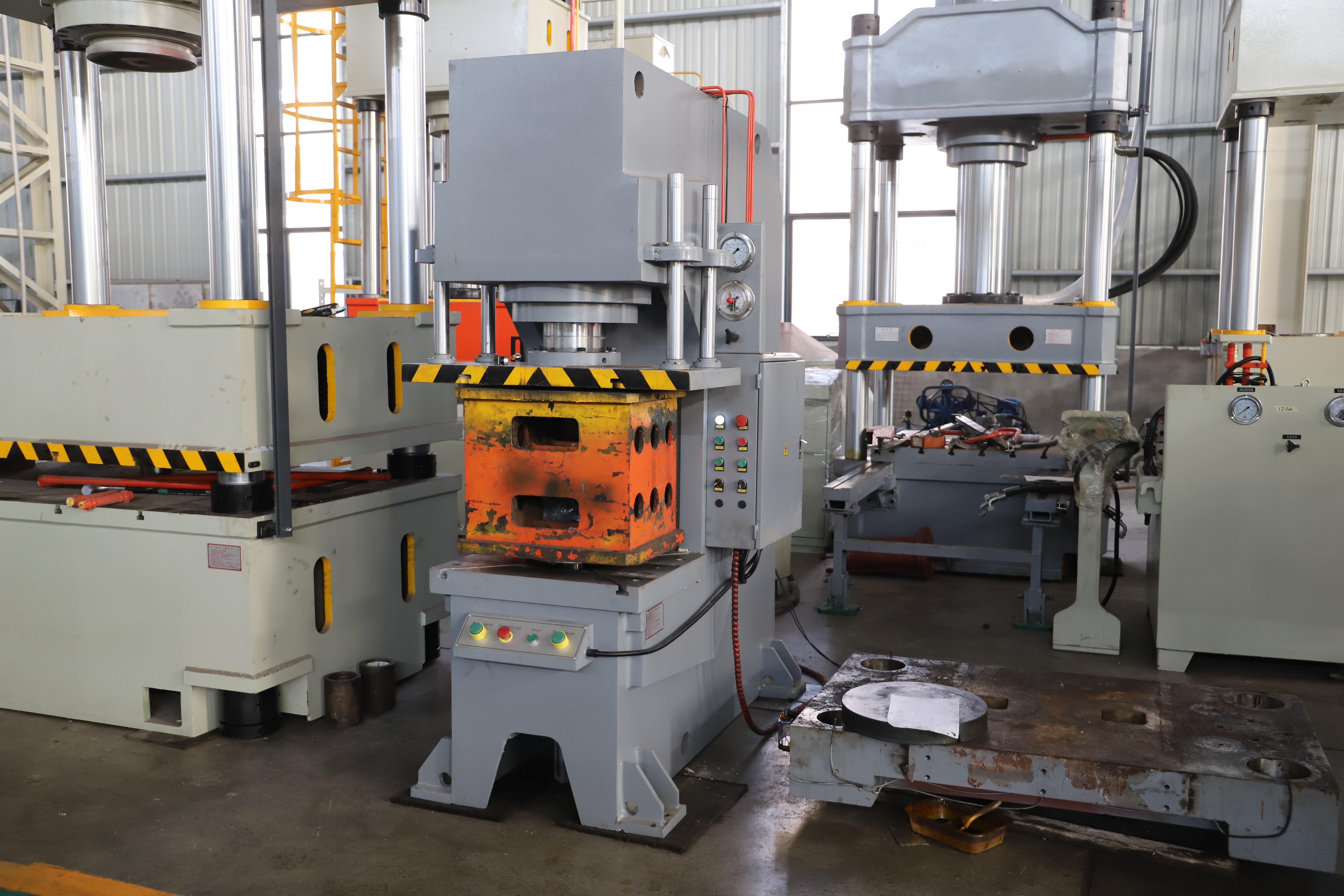 Reliable Performance of Hydraulic C Frame Press