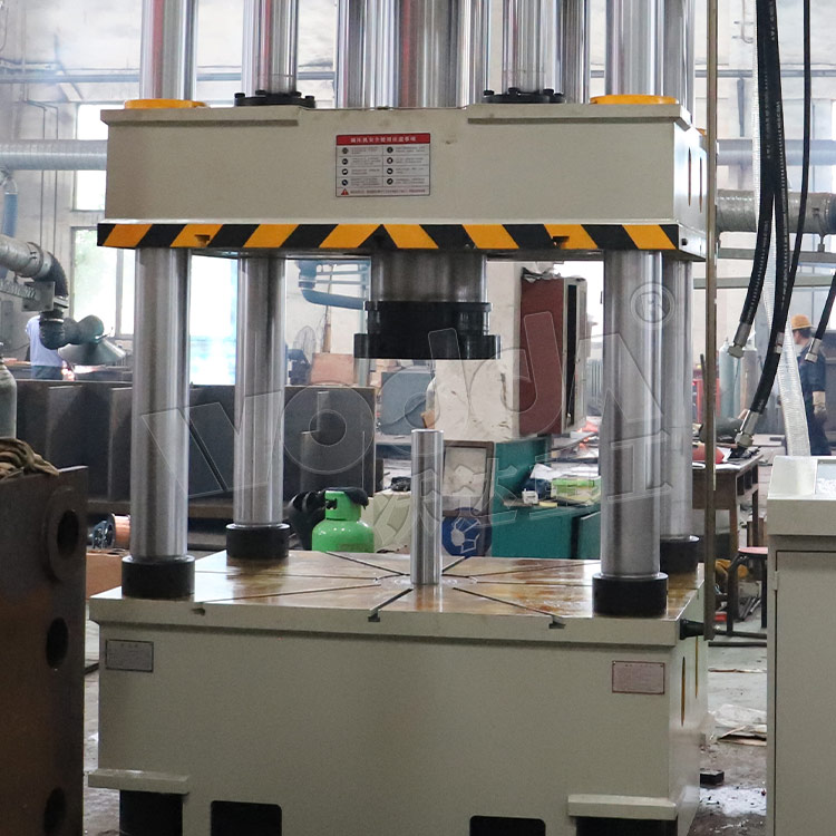 Head hydraulic press details Head hydraulic press details