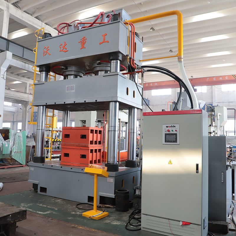 Eco-Friendly Pallet Production with Sawdust Hydraulic Press