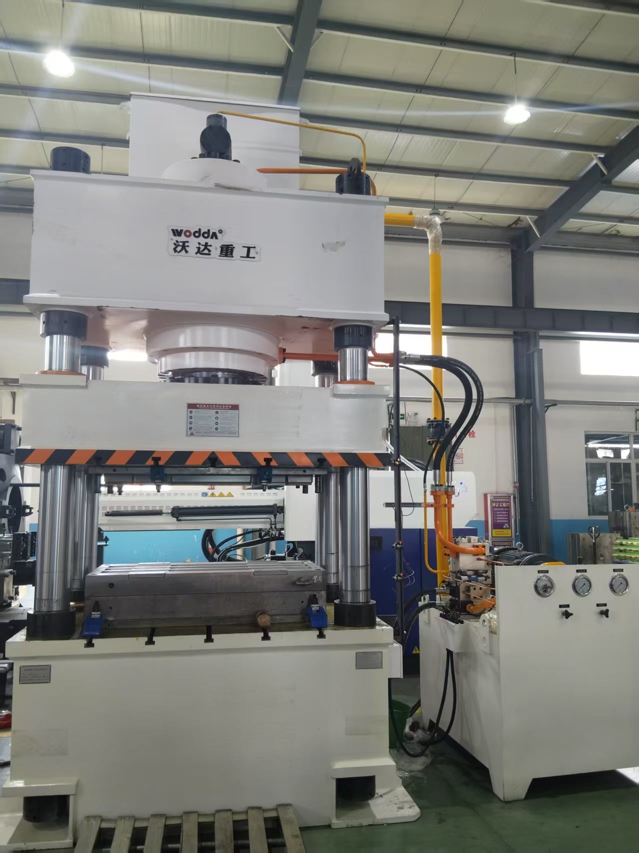 Hydraulic Presses Shape It All
