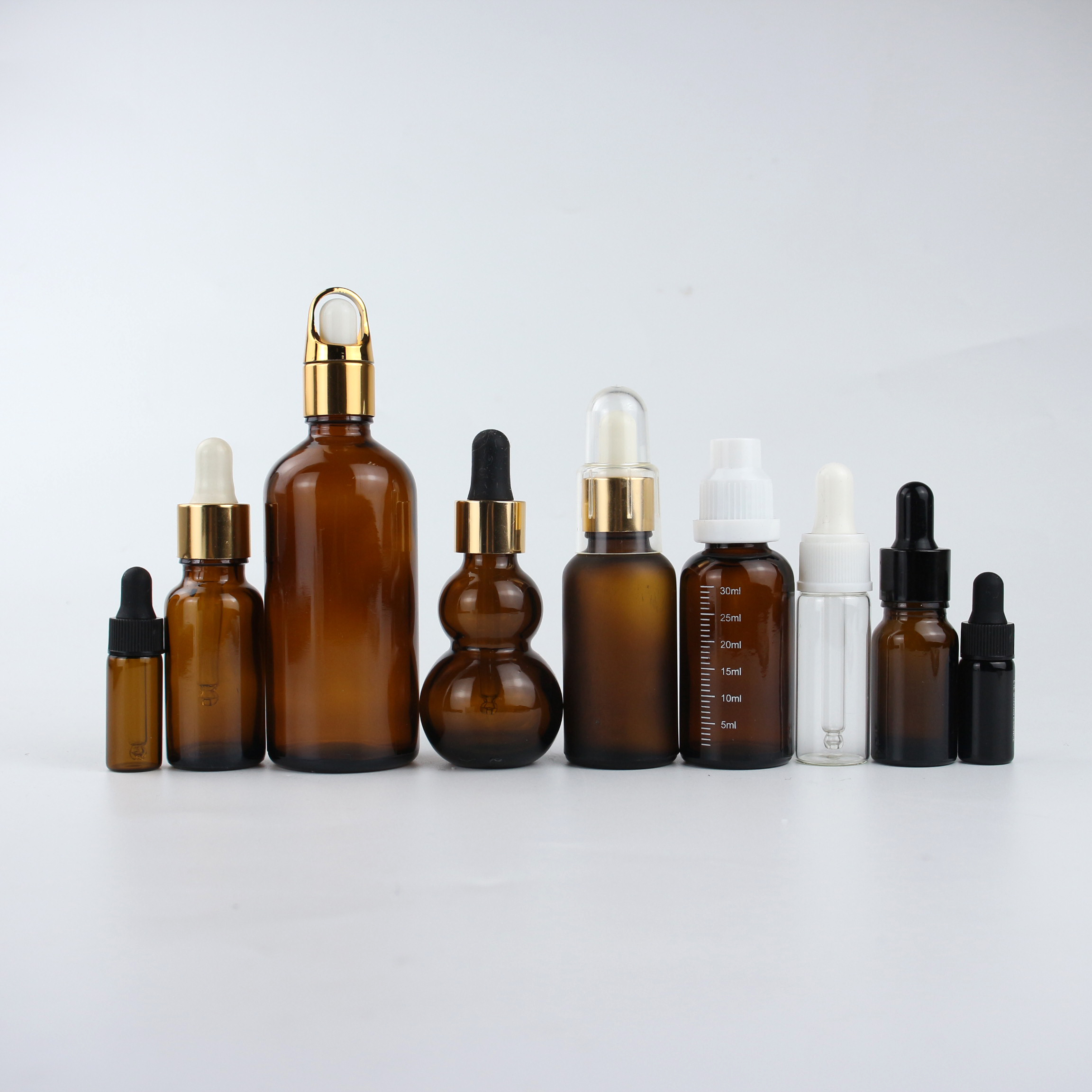 What Are the Top Uses for Amber Glass Dropper Bottles in Cosmetic Formulations?