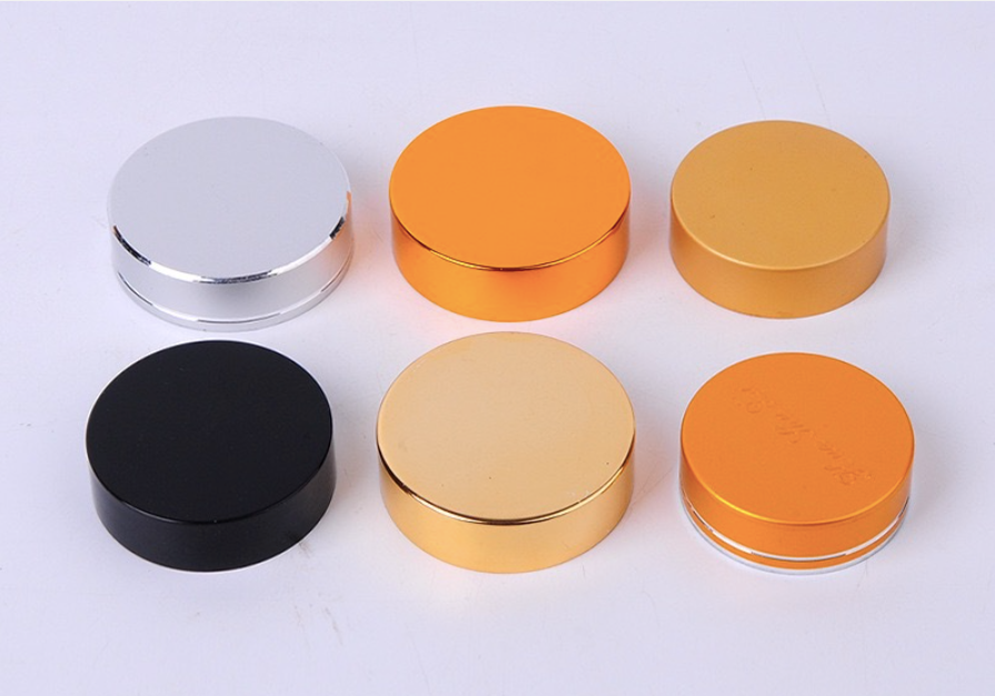 What Makes Amber Glass Jars with Metal Lids Ideal for Preserving Product Freshness?