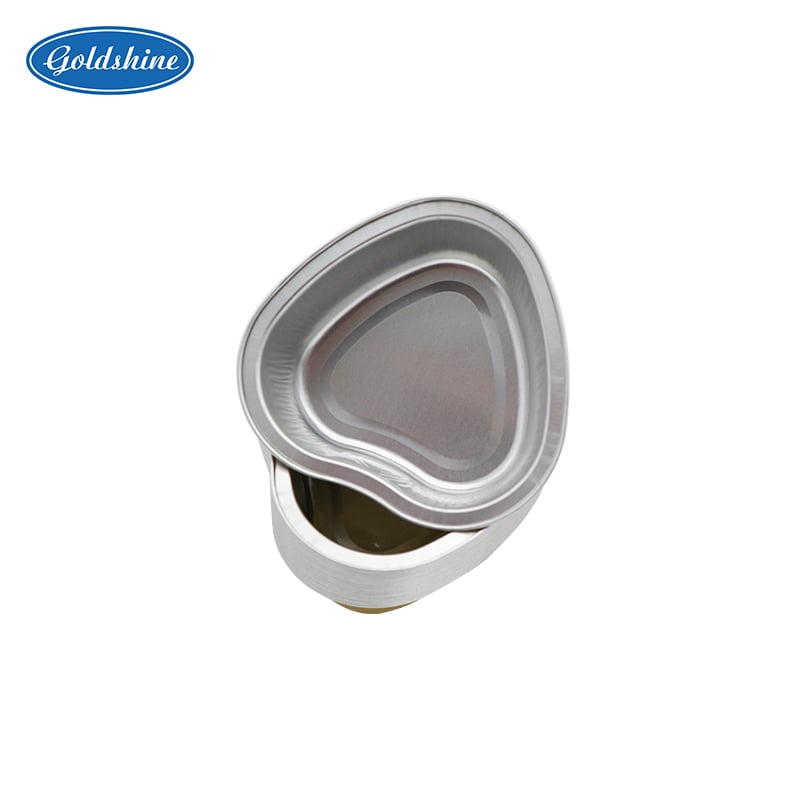 Boîte en feuille d'aluminium dorée de forme cœur