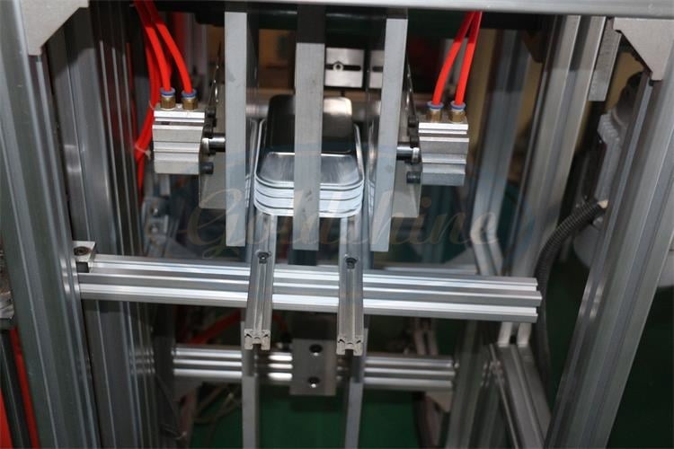automatische Aluminiumfolien-Behältermaschine für Lunchboxen
