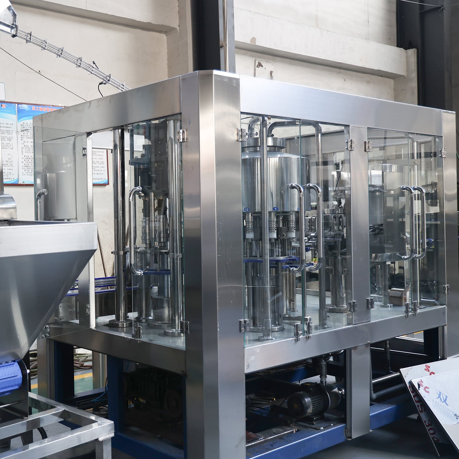 How a Water Filling Machine Ensures Accuracy and Hygiene in Every Bottle
