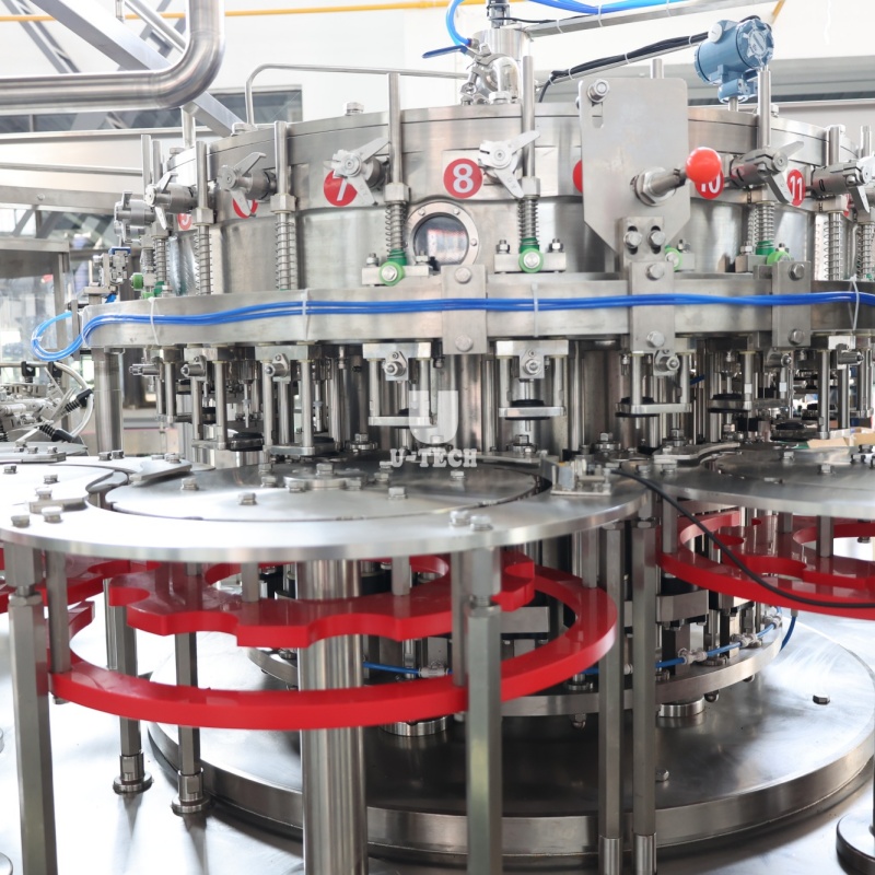 What Makes a Beverage Filling Machine Stand Out in the Market?
