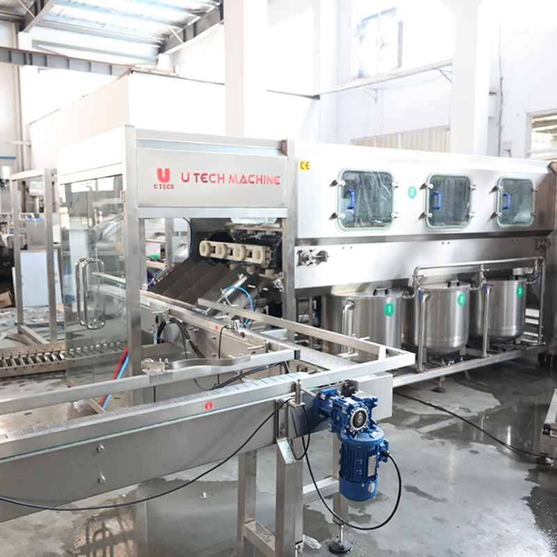 How to Choose the Right 20 Liter Water Filling Machine for Your Business