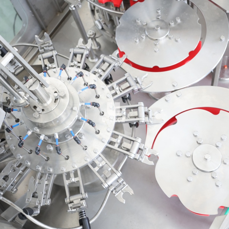 How Automatic Rinsing Filling and Capping Machines Improve Quality Control