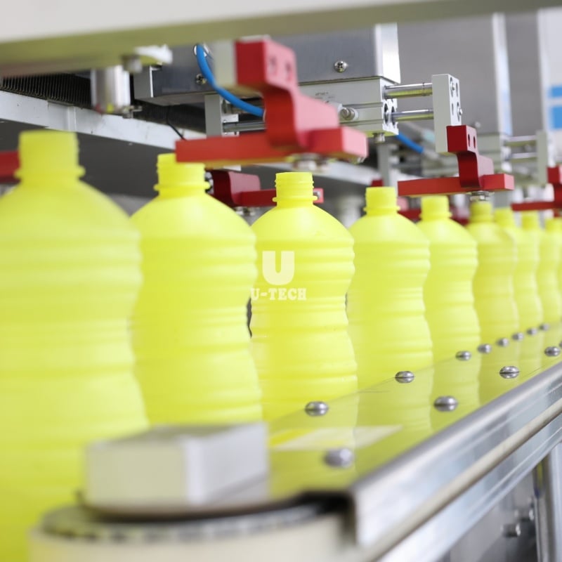 What Features Make a Lubricant Filling Machine Stand Out?