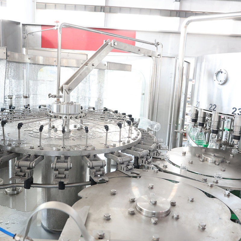 How Does a Water Bottle Capping Machine Improve Production Efficiency?