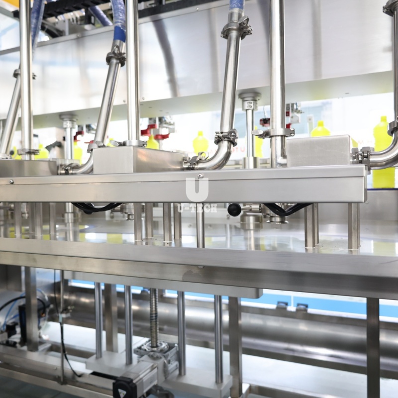 What Makes a Lubricant Oil Packing Machine Ideal for Wholesale Buyers?