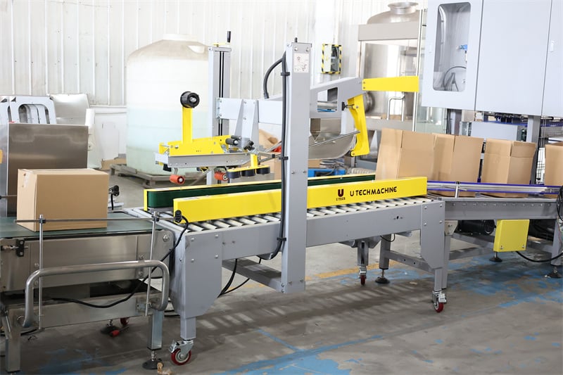 7. Automatic carton sealer.jpg