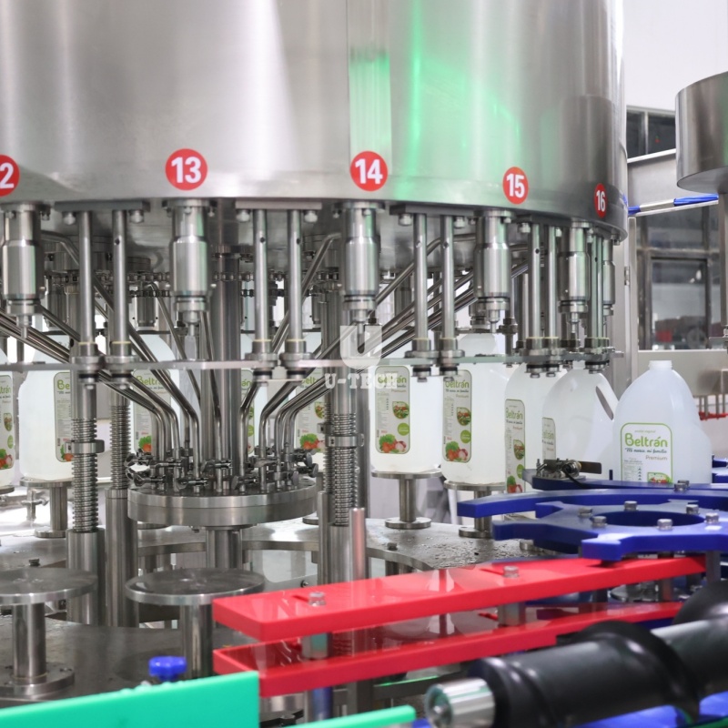 How to Choose the Right Edible Oil Filling Machine for Your Business