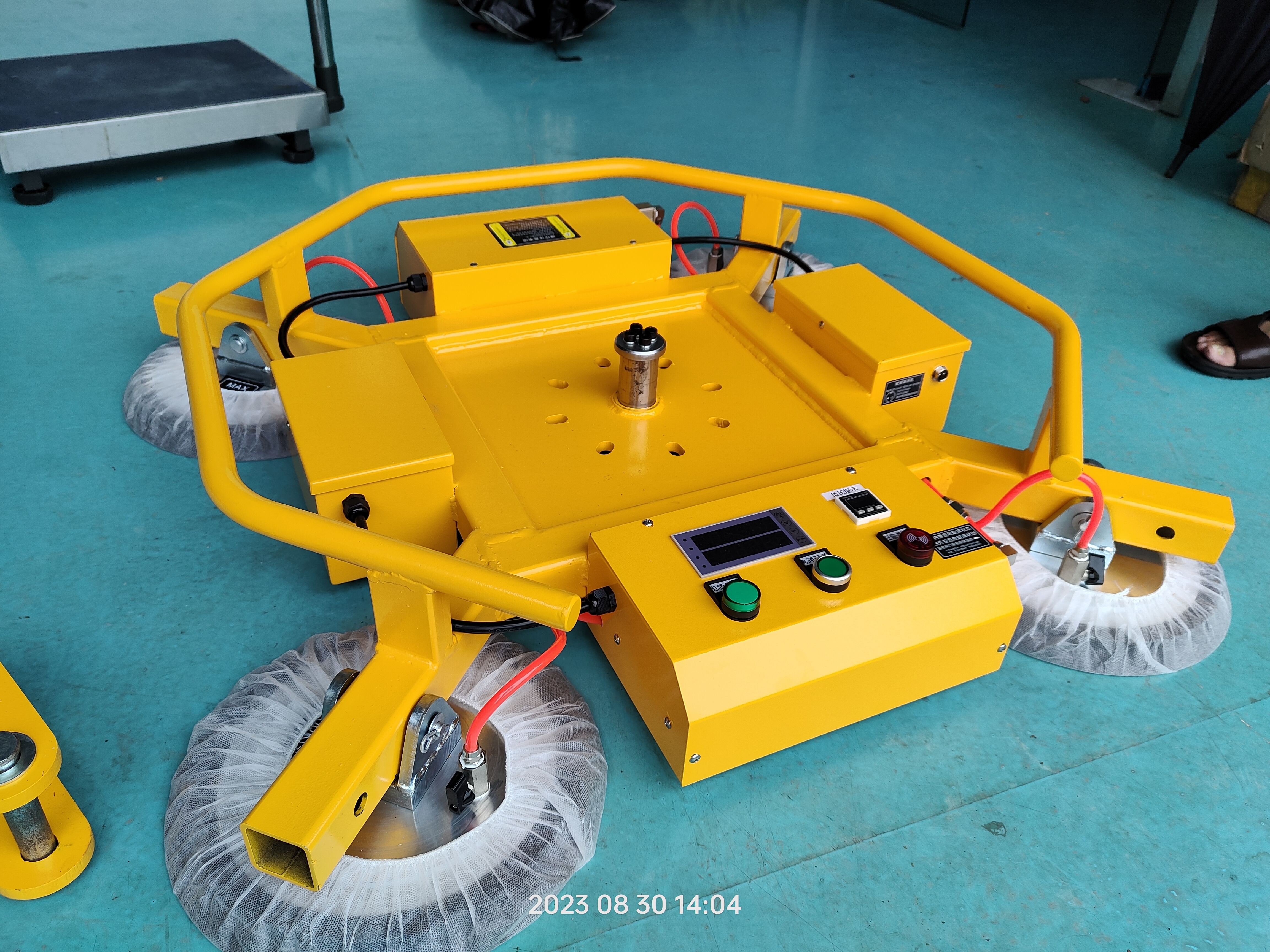 How Heavy Duty Glass Suction Lifters Improve Safety and Efficiency on Job Sites?