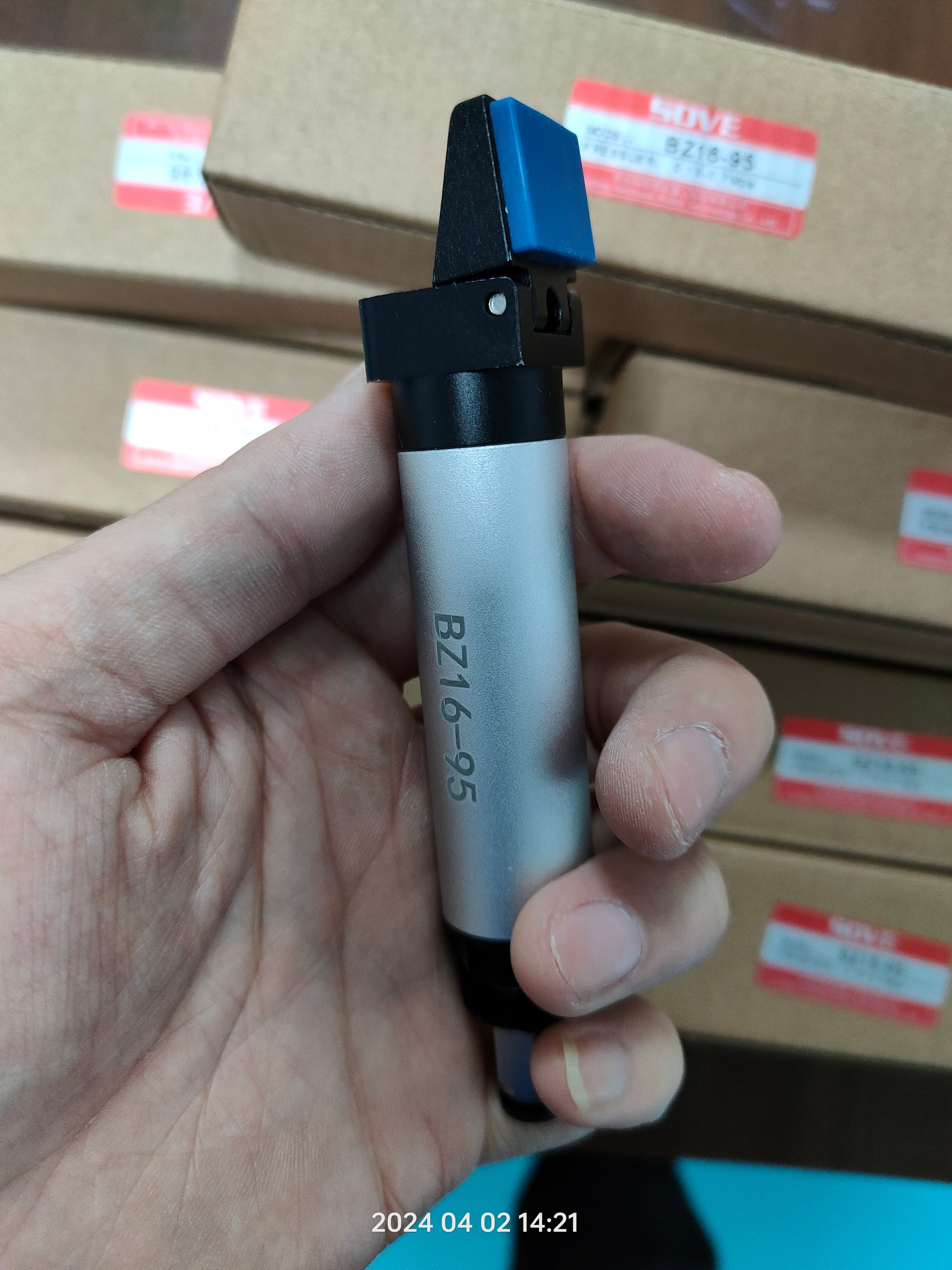 How Do Pneumatic Grippers Enhance Efficiency in Robotic Systems?