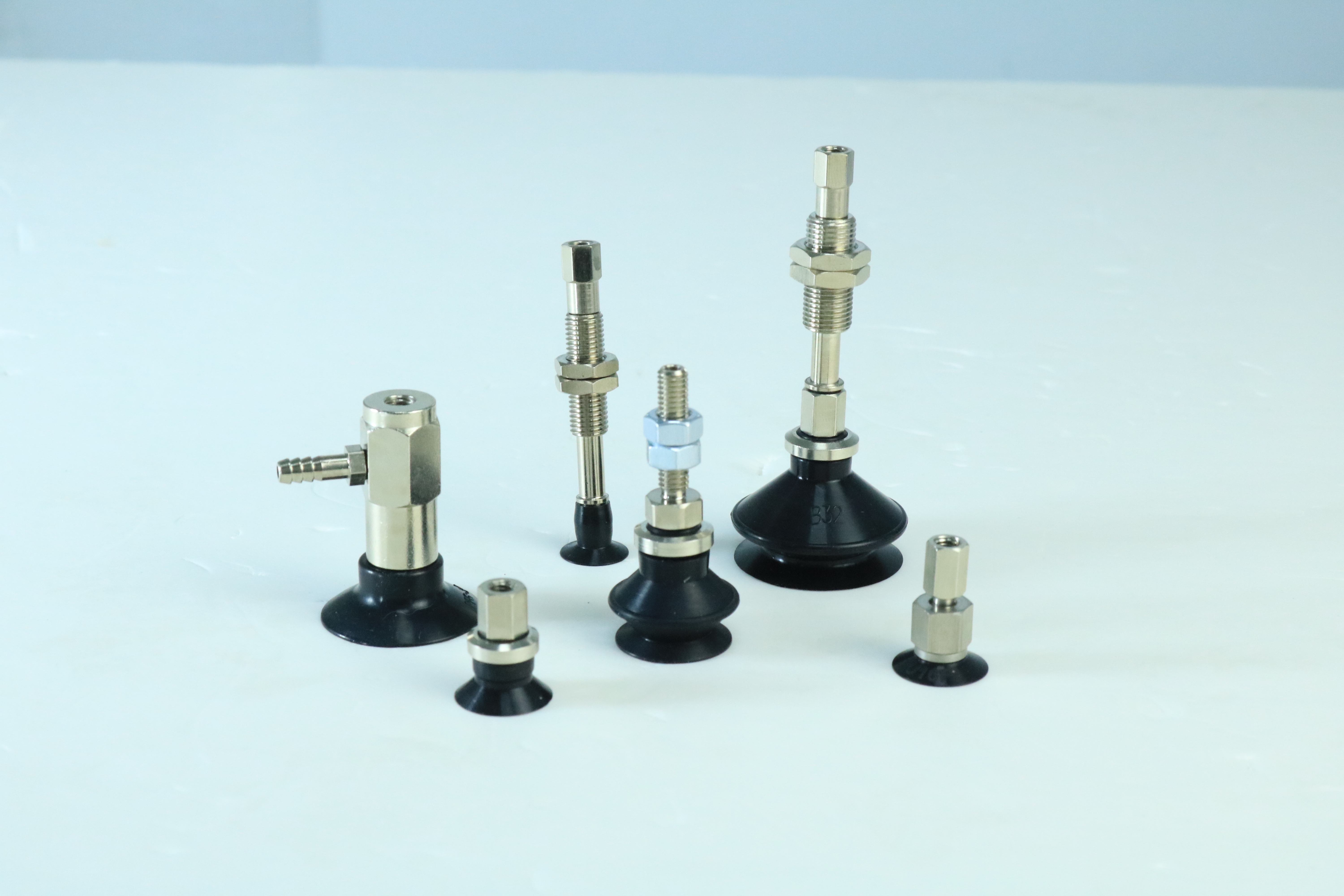 How to Effectively Use Mini Vacuum Suction Cups in Your Operations?