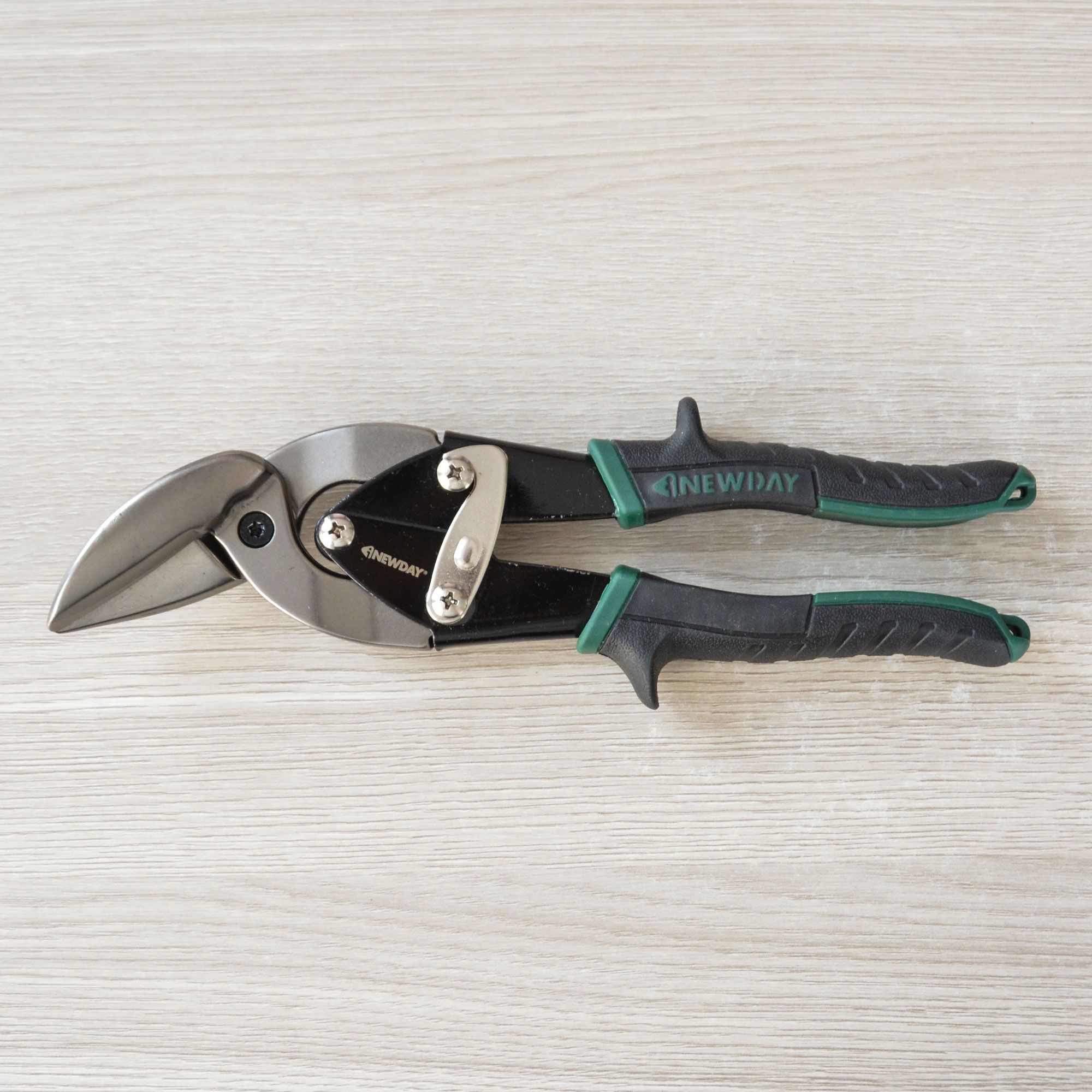 American Type Aviation Snips TX200H