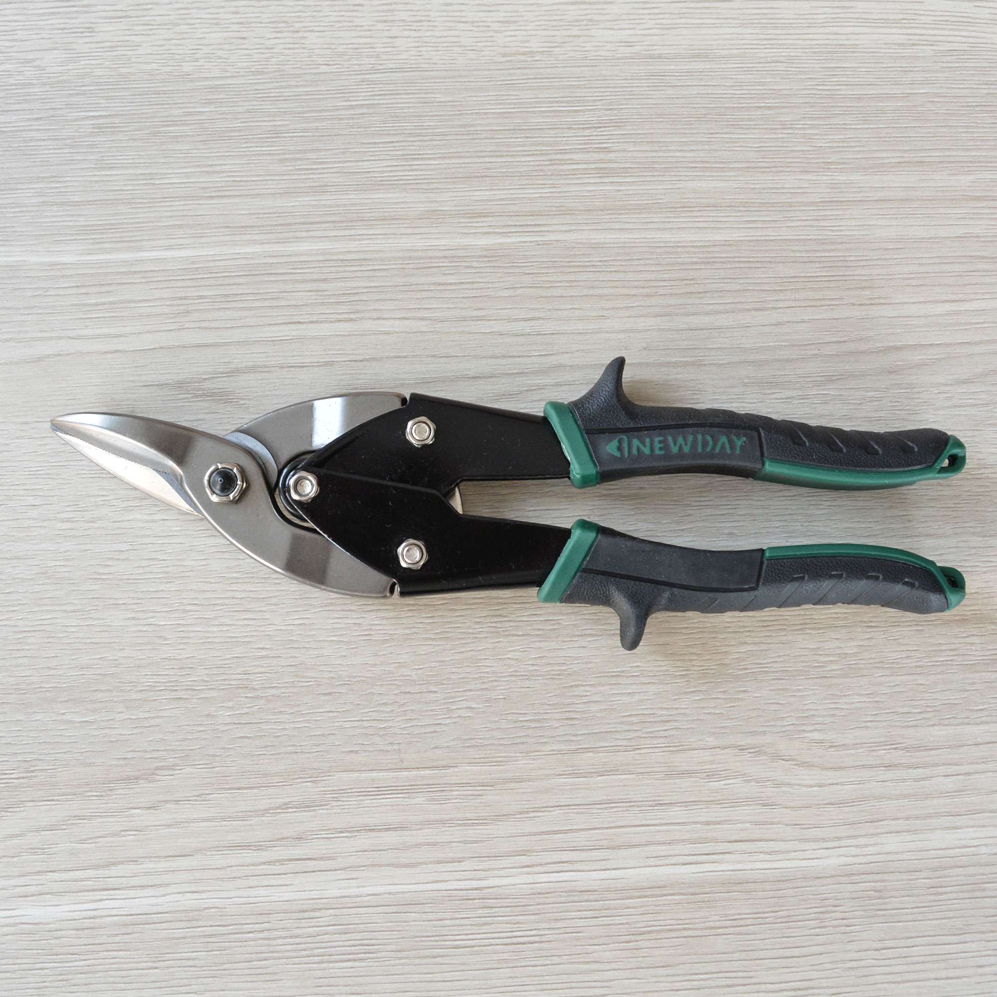 AMERICAN TYPE AVIATION SNIPS TX200A