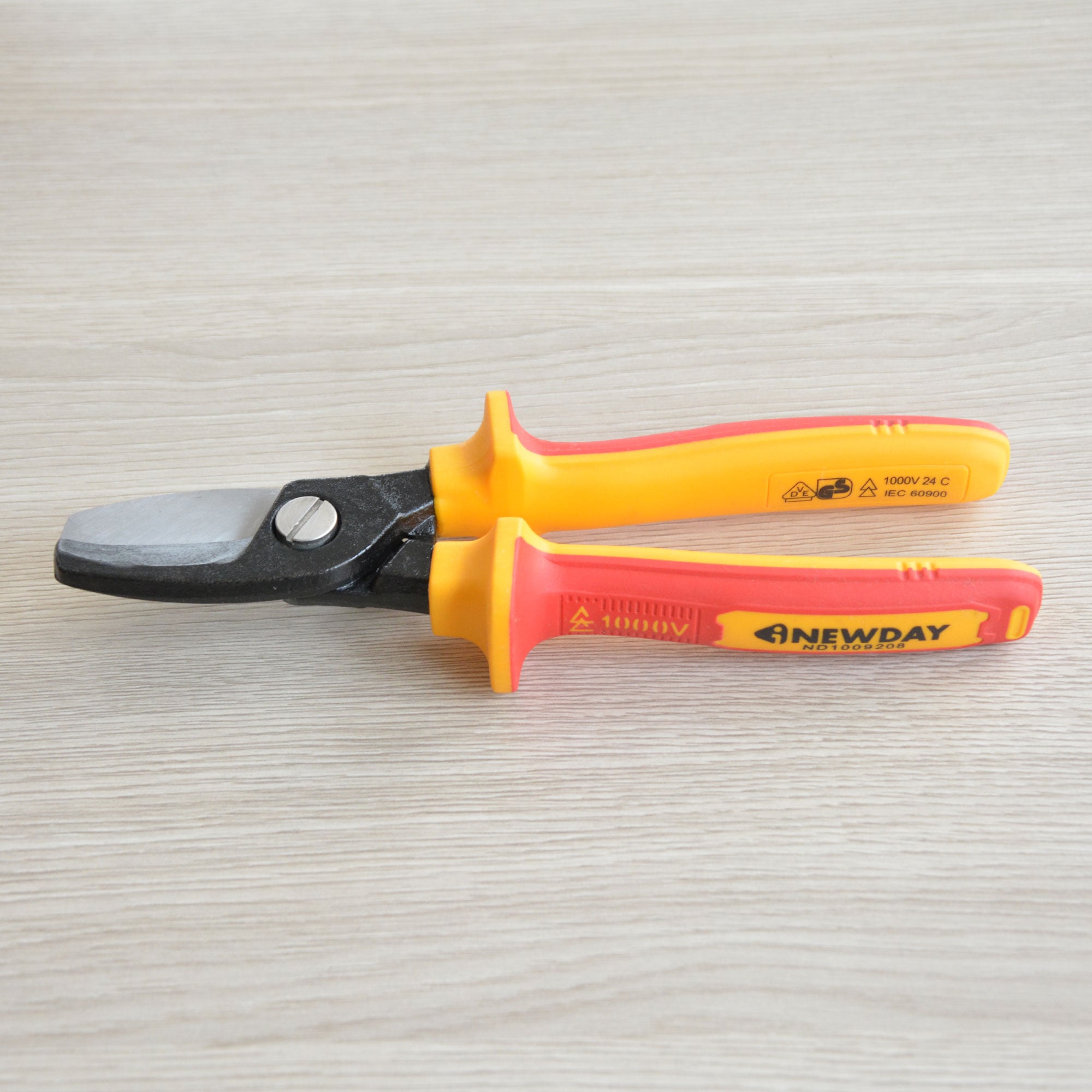 INSULATED CABLE SHEARS（ND1009208）