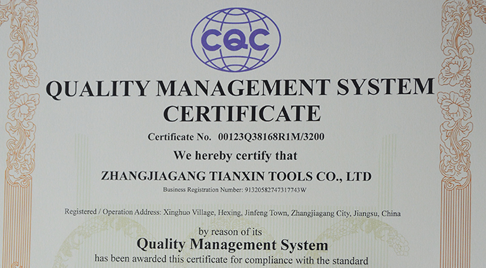 Mendapatkan sertifikasi ISO9001