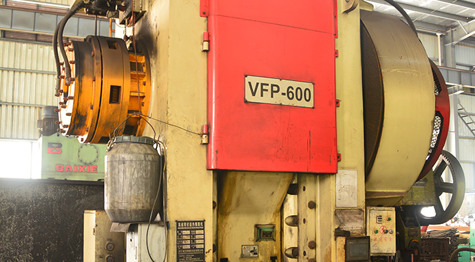 Membeli peralatan panduan canggih (VFP-600)