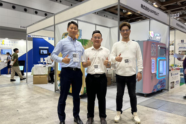 SUNZEE présente sa novatrice machine à guimauve entièrement automatique à l'exposition internationale de Tokyo 2024