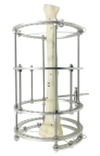 Treatment of osteomyelitis and tibial pseudarthrosis: The advantages of the Ilizarov frame