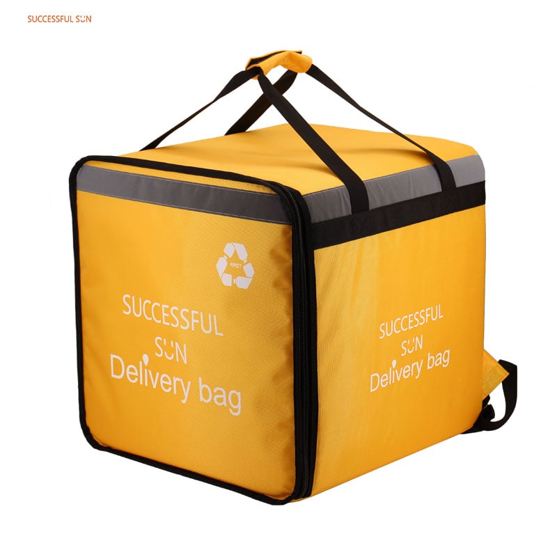 What Are the Advantages of Using a Delivery Bag?