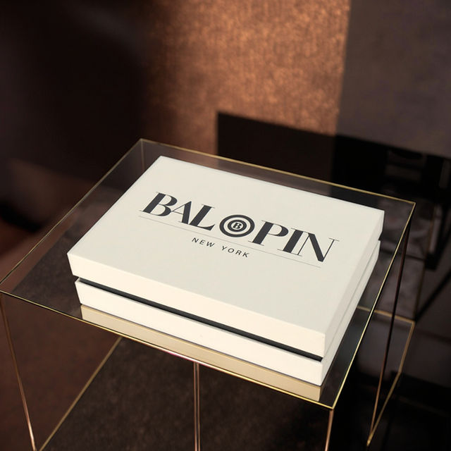 How Luxury Custom Gift Boxes Enhance Your Brand's Image and Customer Experience