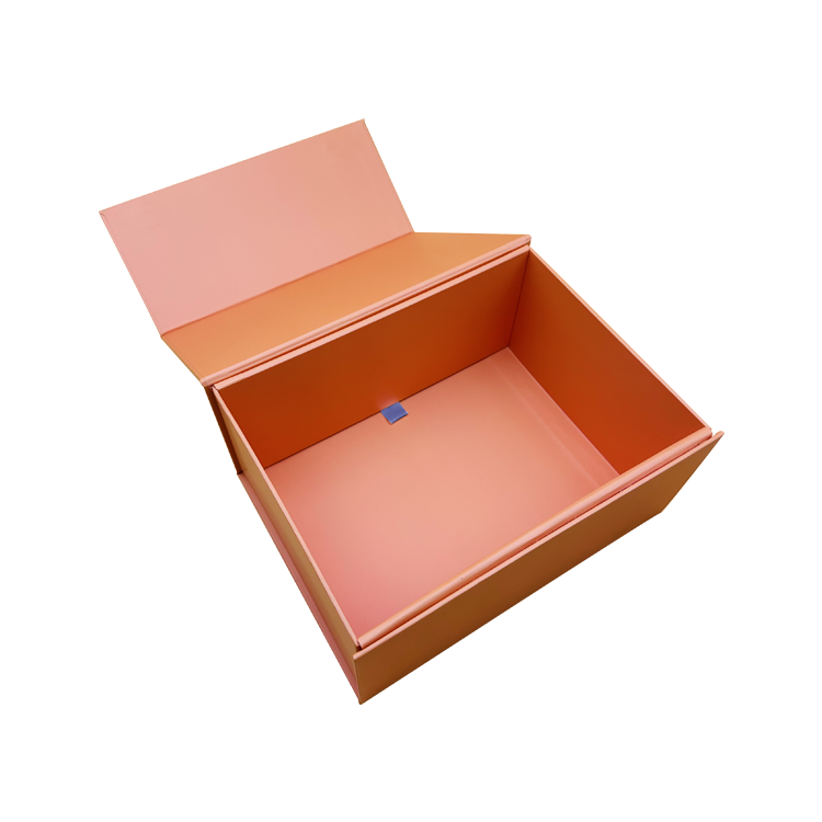 What Makes Custom Luxury Packaging an Essential Marketing Tool?