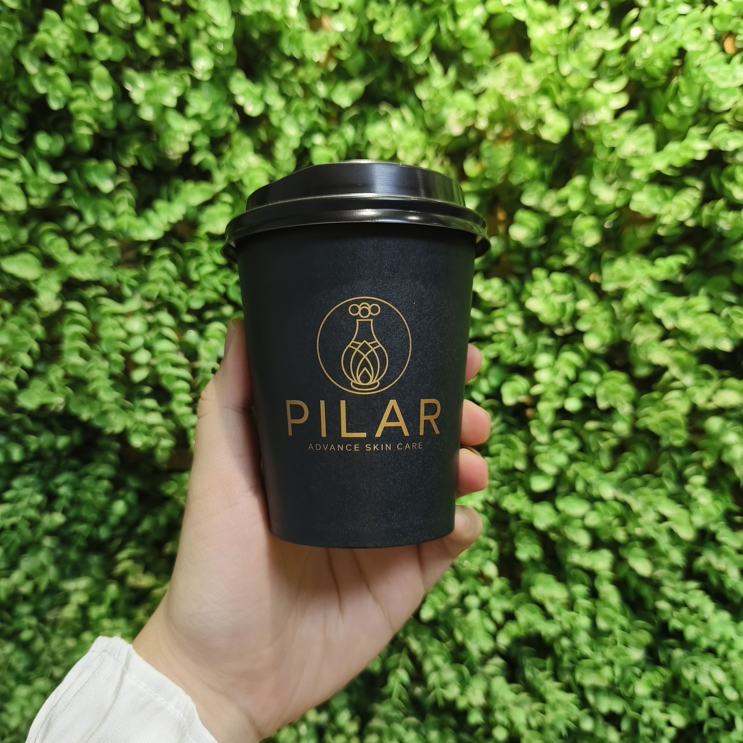 How Custom Coffee Cups Can Elevate Your Cafe’s Brand