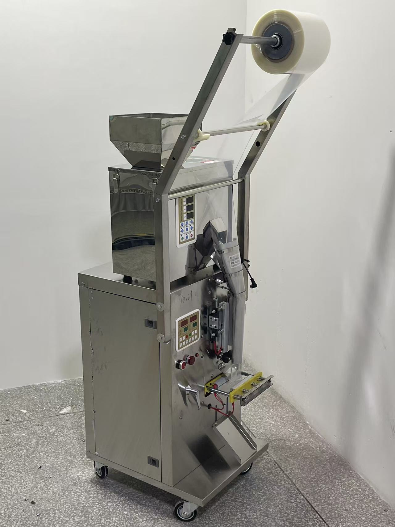 How to Choose the Best Sachet Sealer for Bulk Production